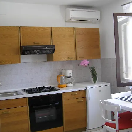 Apartment With A Parking Space Krk - 5327